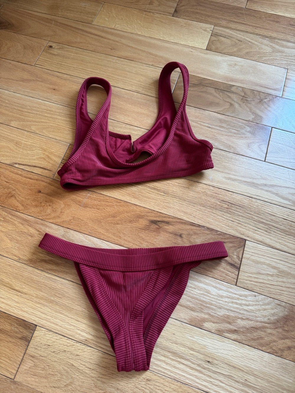 Frankie's Bikinis Ribbed Burgundy Two-Piece Bikini Set Classic NWOT - Picture 2 of 6